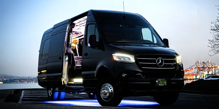 First_Class_Limos_Mercedes-Sprinter_01